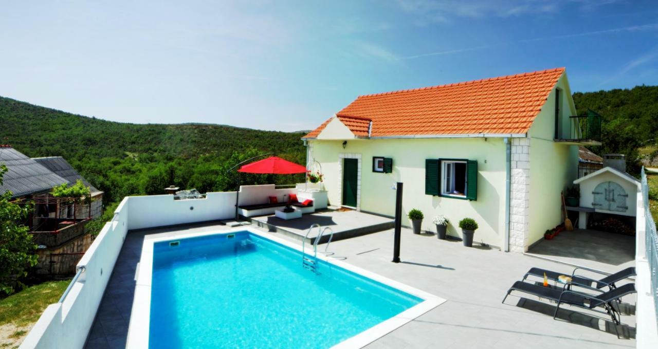 House Lucia Vila Brstanovo Exterior foto