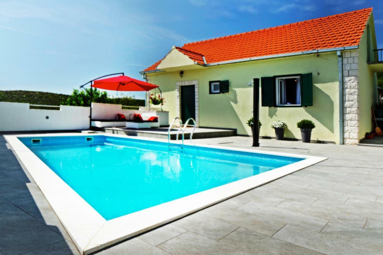 House Lucia Vila Brstanovo Exterior foto